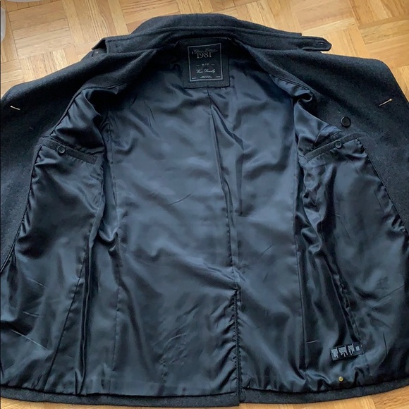 Coat - Picture 5 of 6